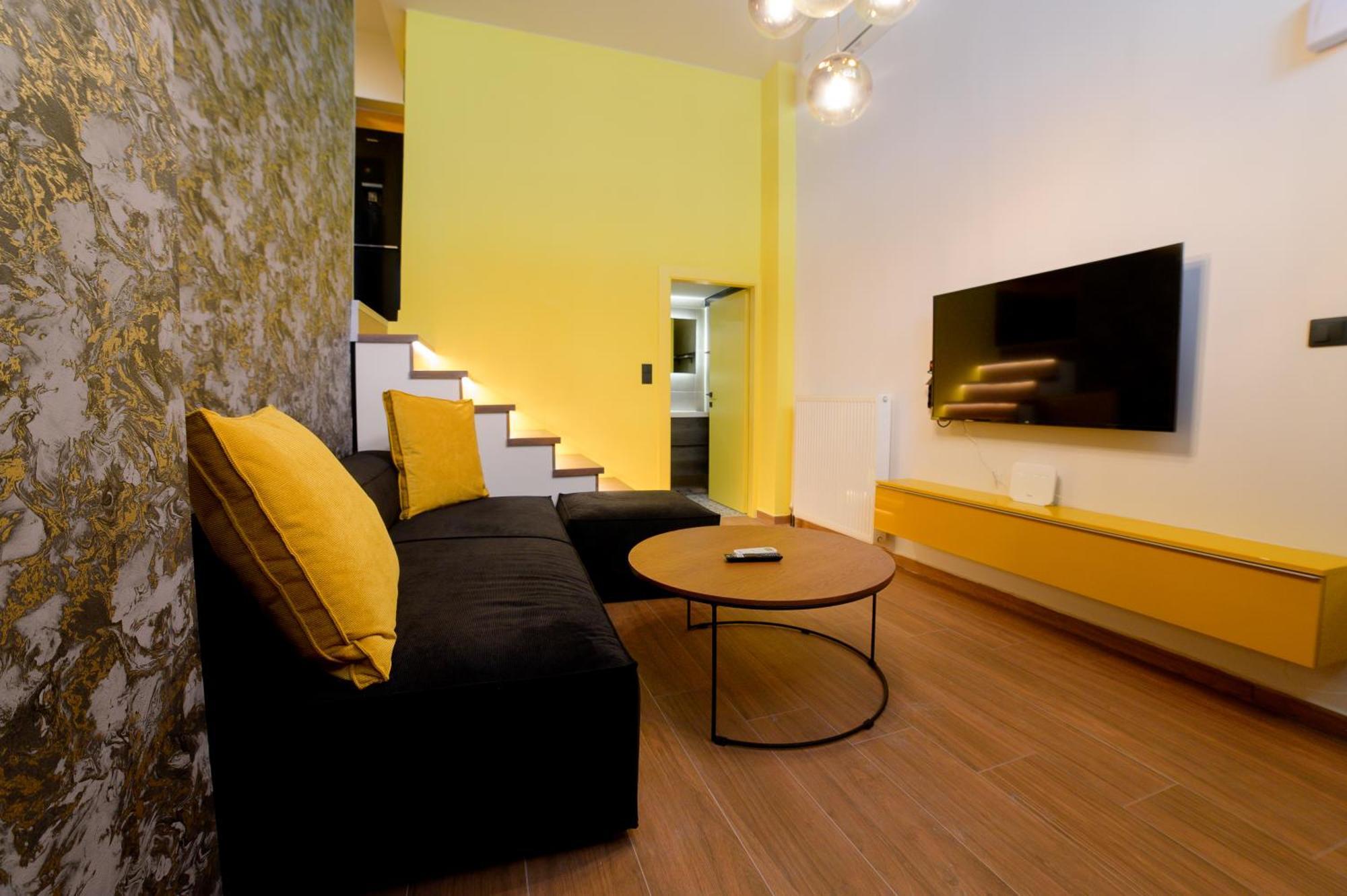 Luxenest Apartment Tesalonika Bagian luar foto