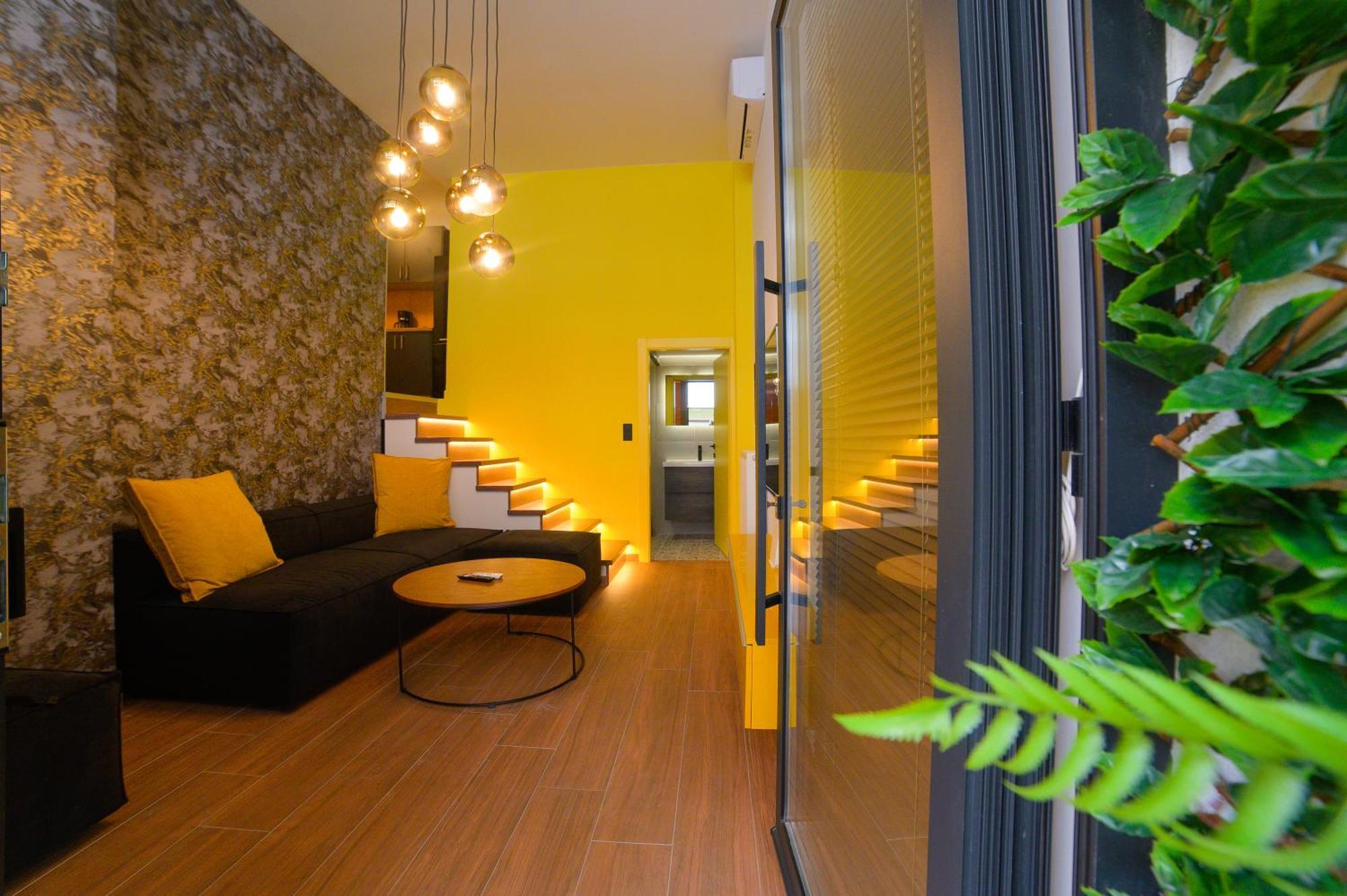 Luxenest Apartment Tesalonika Bagian luar foto