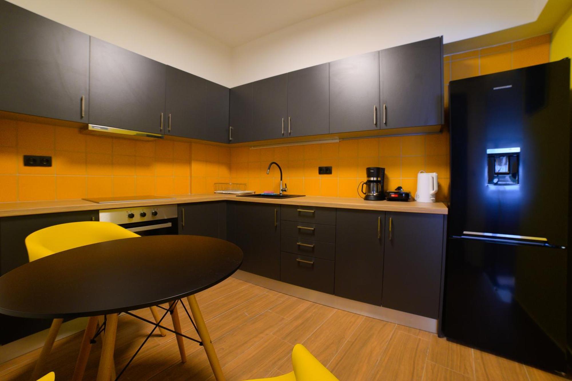 Luxenest Apartment Tesalonika Bagian luar foto